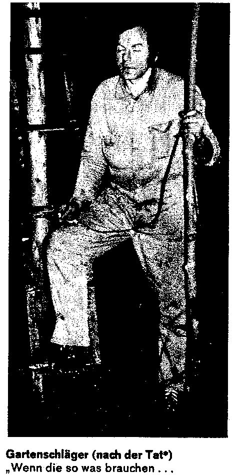 A grainy flash photograph of Michael Gartenschläger standing on a ladder, gripping a post and a cable; the magazine's caption reads Gartenschläger (nach der Tat)