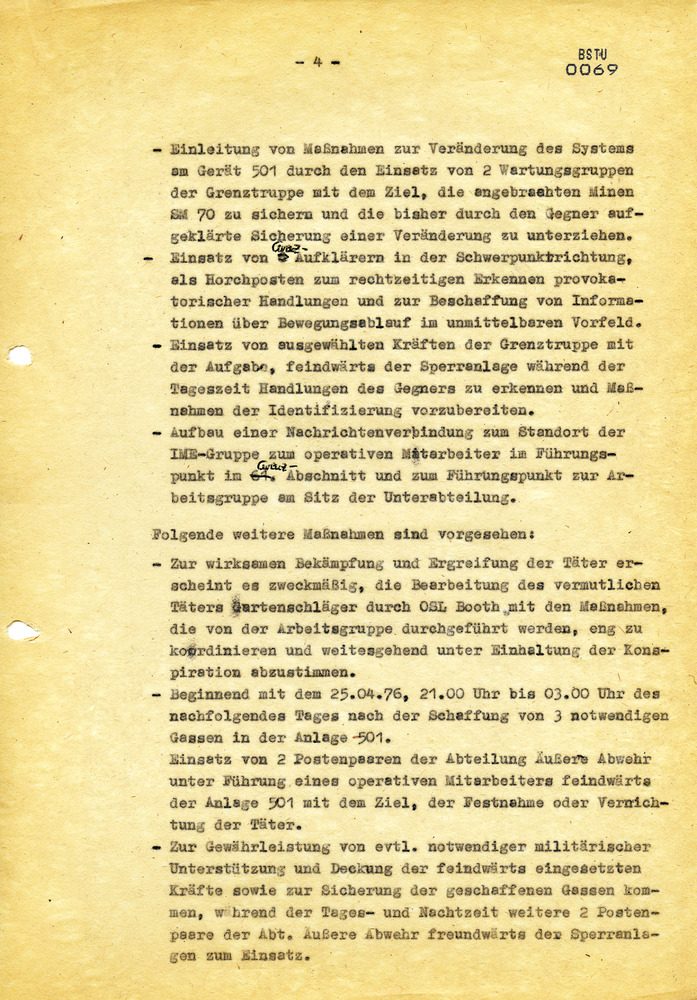 A typed page on yellowed paper, page 4 of the same report, listing the measures, among them two pairs of sentries on the enemy side of the fence